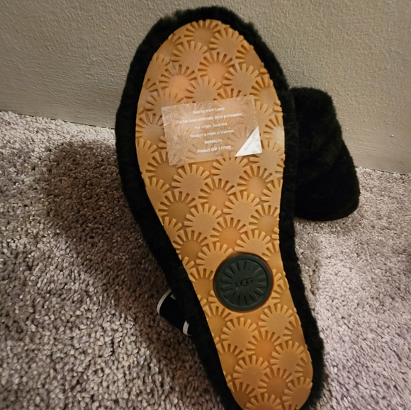 Ugg Fluff Yeah Slide Black - Picture 2 of 4